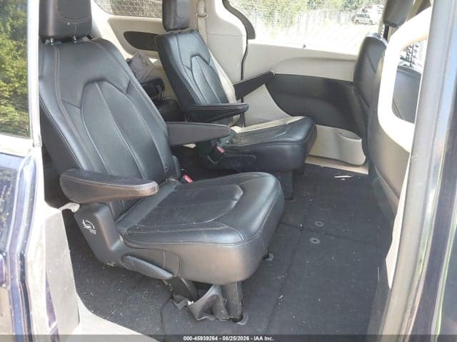 2017 CHRYSLER PACIFICA TOURING-L 8