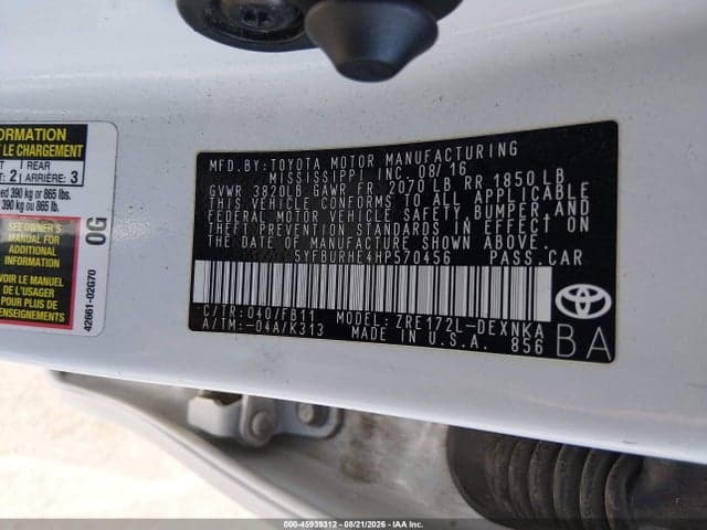 2017 TOYOTA COROLLA LE 9