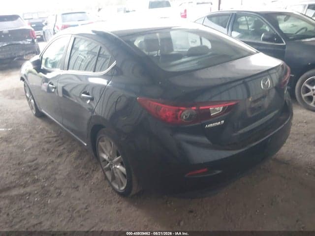 2017 MAZDA MAZDA3 TOURING 3
