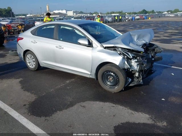 2020 HYUNDAI ACCENT SE 1
