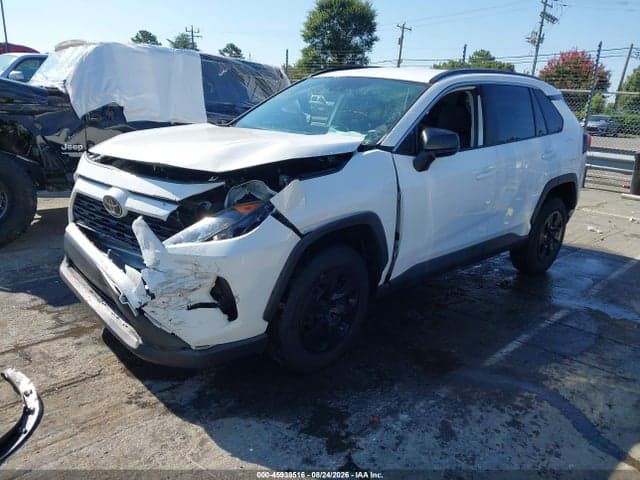 2019 TOYOTA RAV4 LE 2