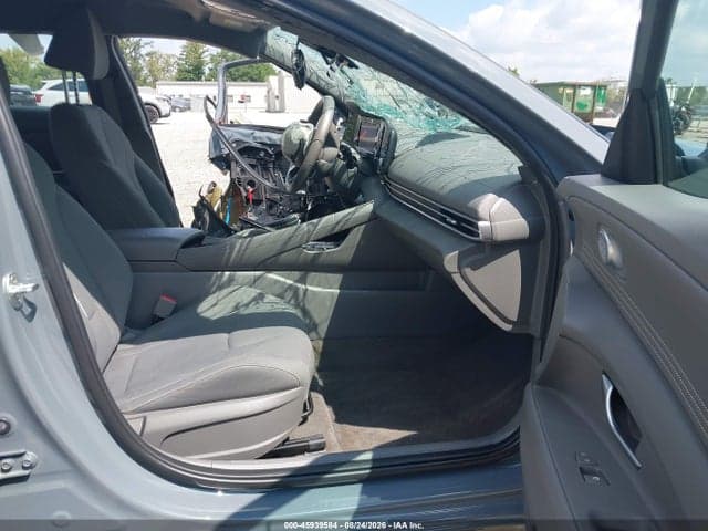 2022 HYUNDAI ELANTRA SEL 5