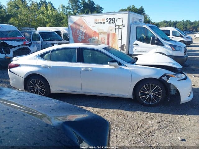 2023 LEXUS ES 300H 13