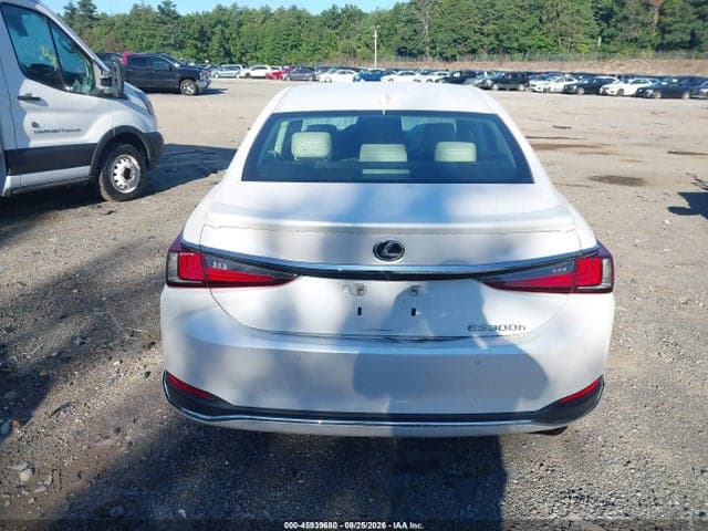 2023 LEXUS ES 300H 16