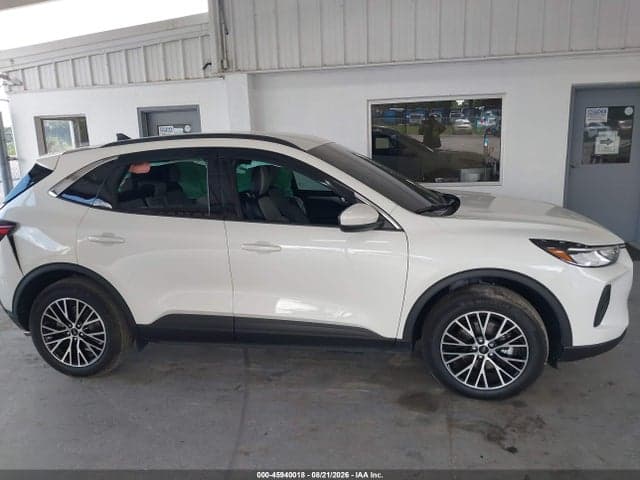 2023 FORD ESCAPE PHEV 13