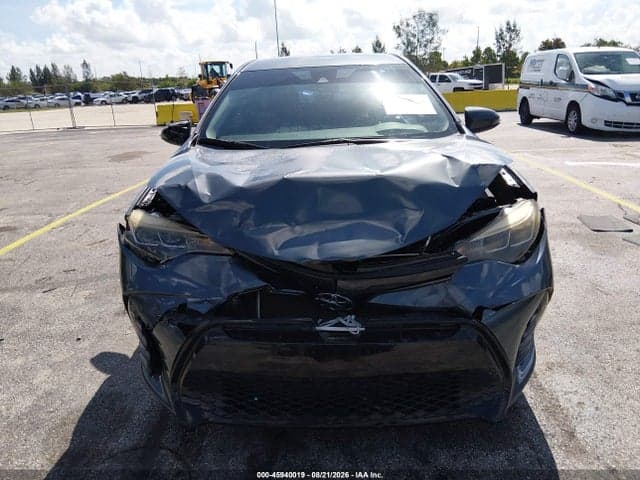 2019 TOYOTA COROLLA SE 11
