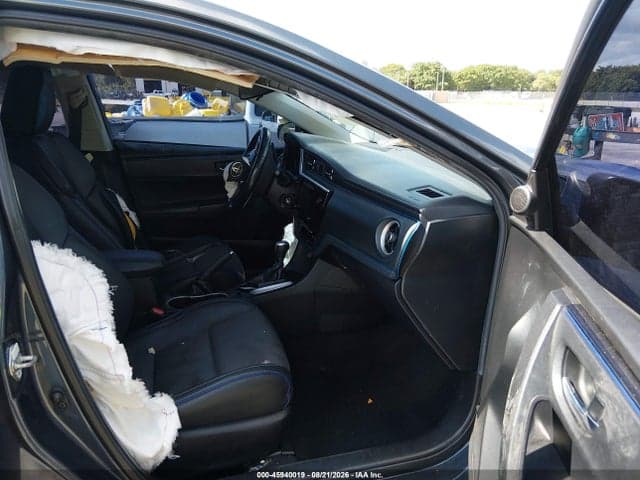 2019 TOYOTA COROLLA SE 5
