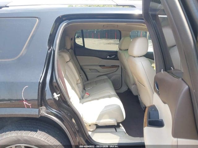 2017 GMC ACADIA DENALI 8