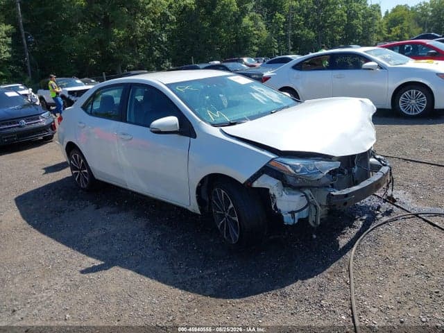 2017 TOYOTA COROLLA SE 1