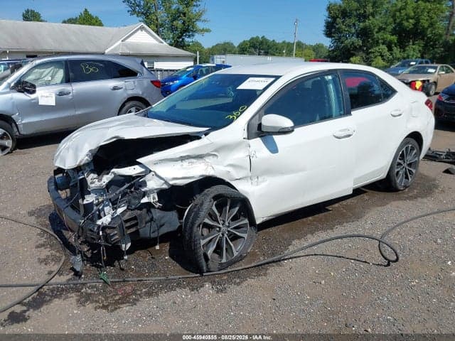2017 TOYOTA COROLLA SE 2