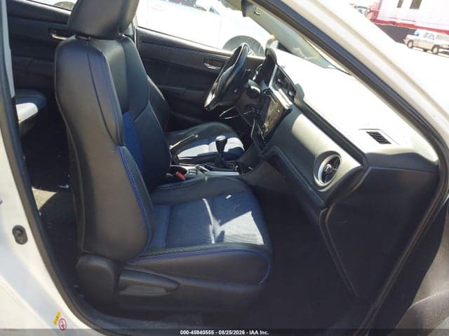 2017 TOYOTA COROLLA SE 5