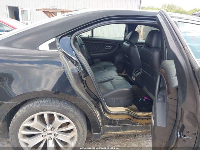 2017 FORD TAURUS LIMITED 8