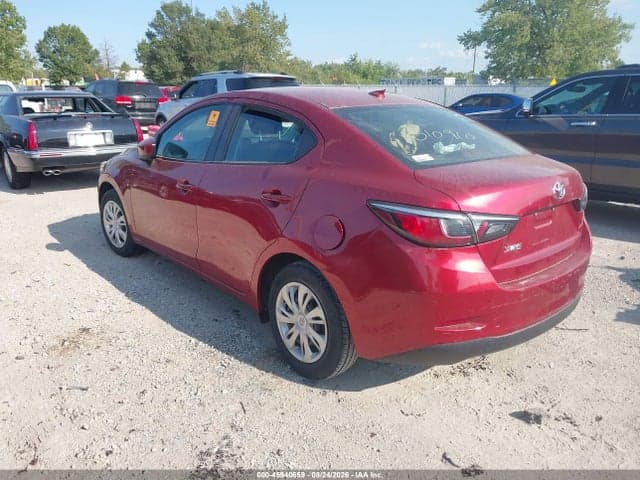 2019 TOYOTA YARIS L 3