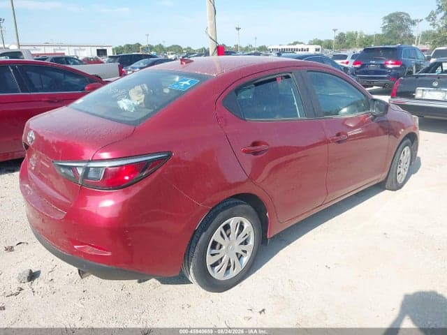 2019 TOYOTA YARIS L 4
