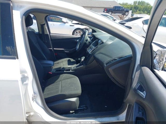 2018 FORD FOCUS SEL 5