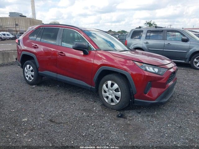 2020 TOYOTA RAV4 LE 1