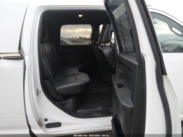 2022 RAM 2500 TRADESMAN 4X2 8' BOX 8