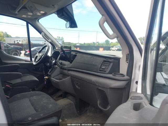 2022 FORD TRANSIT-150 5