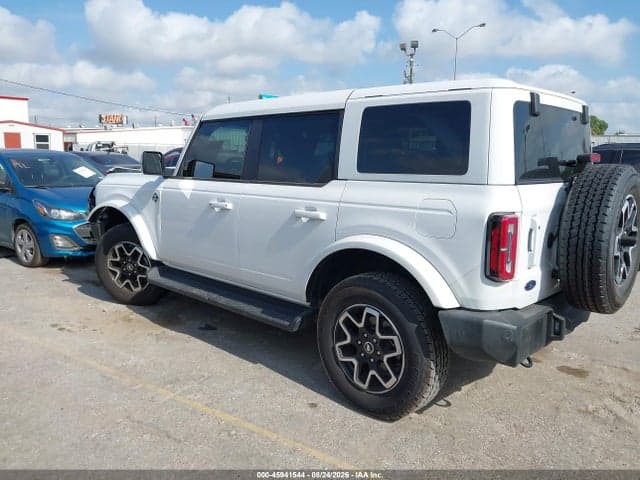 2025 FORD BRONCO OUTER BANKS 3