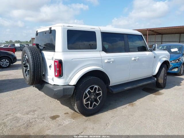 2025 FORD BRONCO OUTER BANKS 4