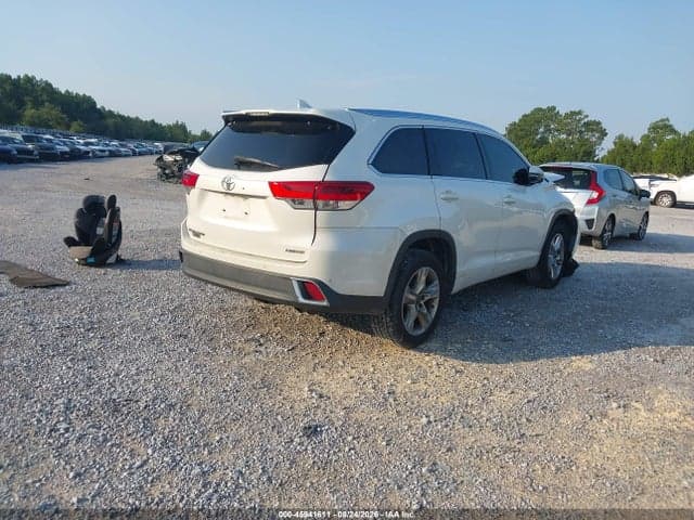 2017 TOYOTA HIGHLANDER LIMITED 4