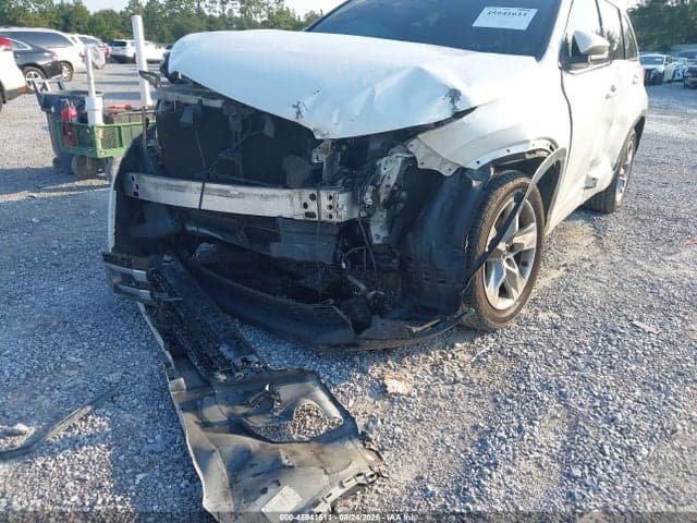 2017 TOYOTA HIGHLANDER LIMITED 6