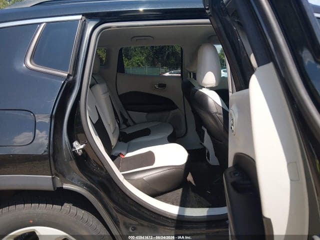2019 JEEP COMPASS LATITUDE 4X4 8