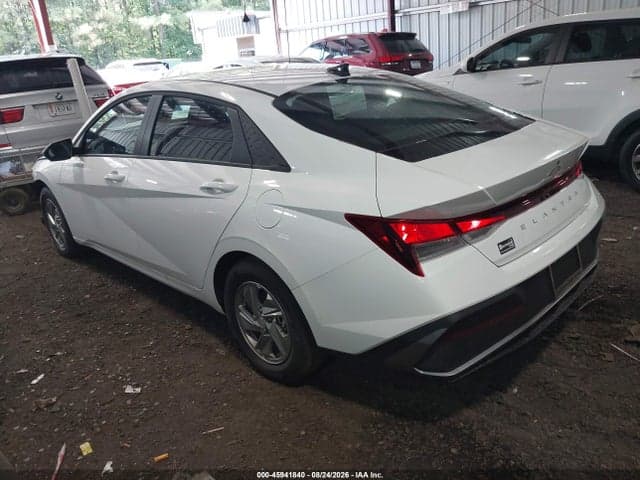 2026 HYUNDAI ELANTRA SE 3