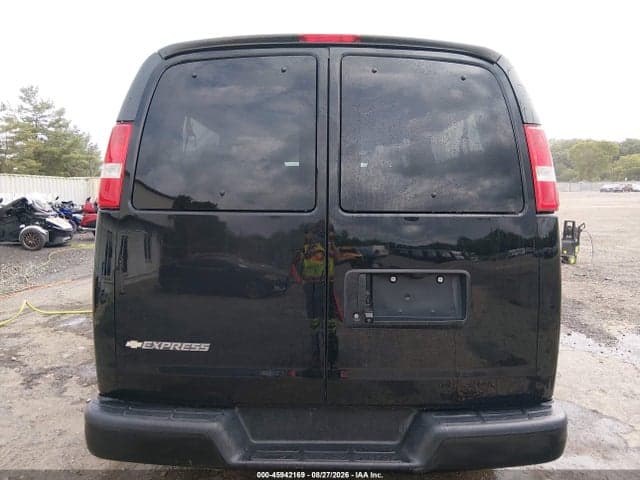 2019 CHEVROLET EXPRESS 3500 LS 18