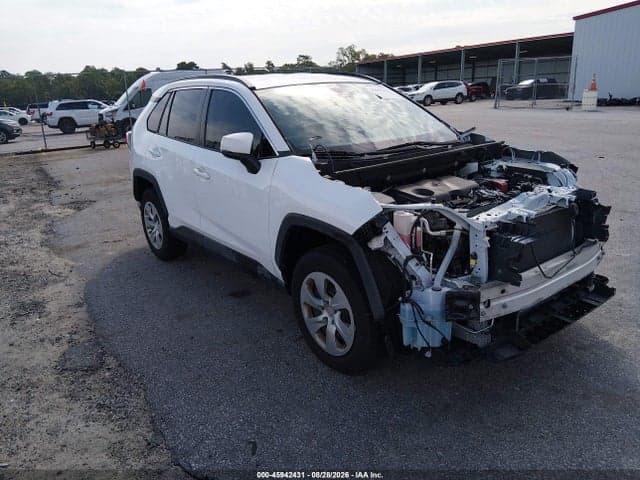 2021 TOYOTA RAV4 LE 1