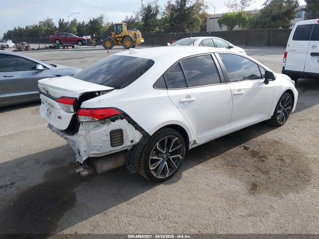2020 TOYOTA COROLLA SE 4