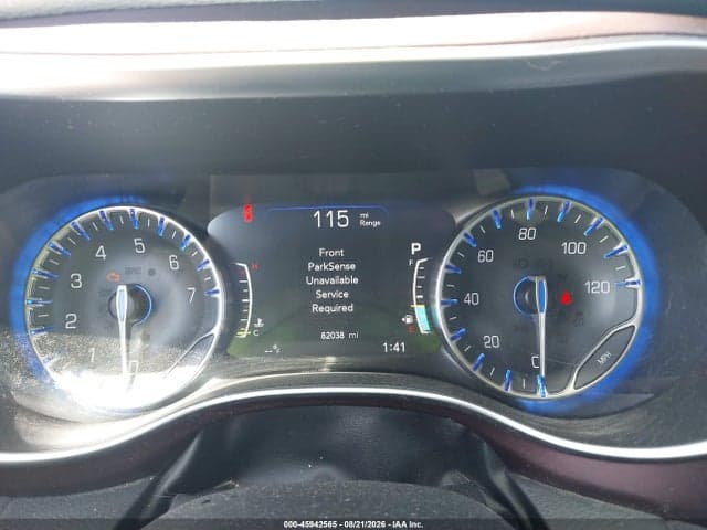 2017 CHRYSLER PACIFICA LIMITED 7