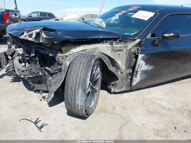 2018 DODGE CHALLENGER SXT PLUS 6
