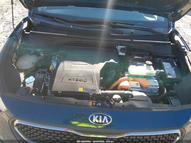 2019 KIA NIRO LX 10
