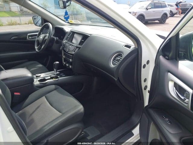 2018 NISSAN PATHFINDER SV 5