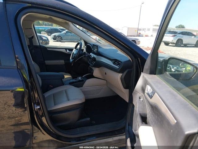 2020 FORD ESCAPE SEL 5