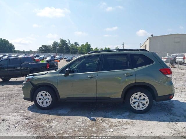 2019 SUBARU FORESTER 15
