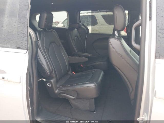 2026 CHRYSLER PACIFICA SELECT 8