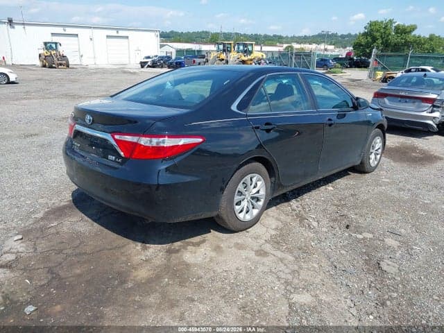 2017 TOYOTA CAMRY HYBRID LE 4