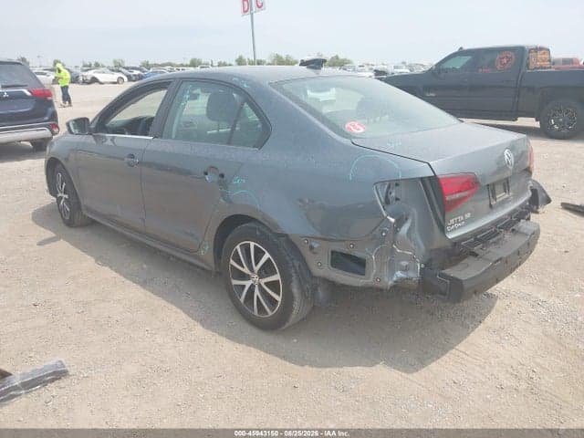 2017 VOLKSWAGEN JETTA 1.4T SE 3