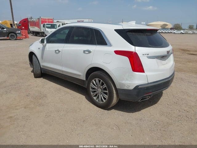 2017 CADILLAC XT5 LUXURY 3