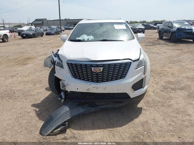 2017 CADILLAC XT5 LUXURY 6