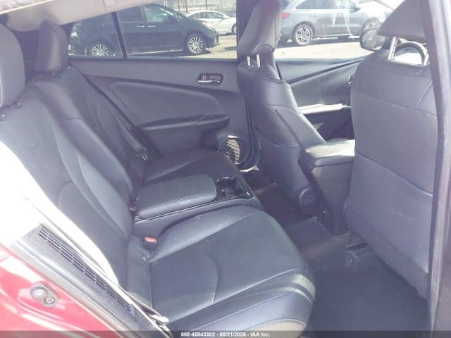 2017 TOYOTA PRIUS PRIME PREMIUM 8