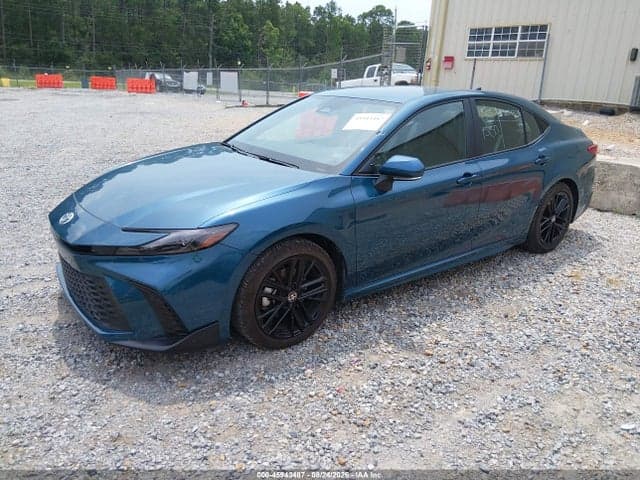 2026 TOYOTA CAMRY SE 2