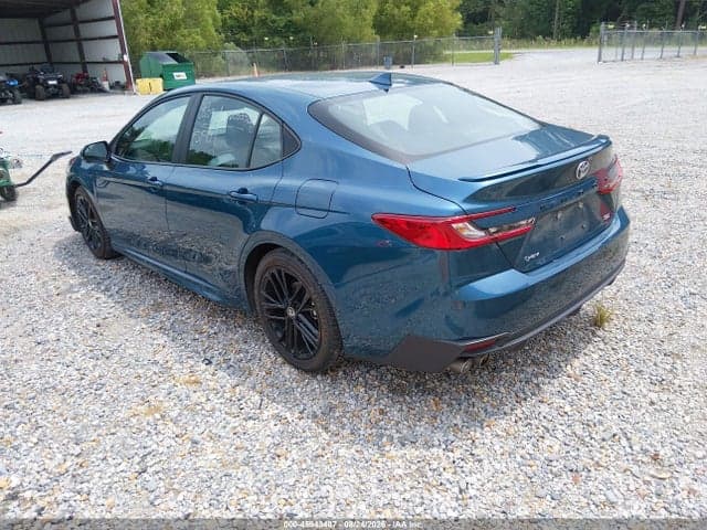 2026 TOYOTA CAMRY SE 3