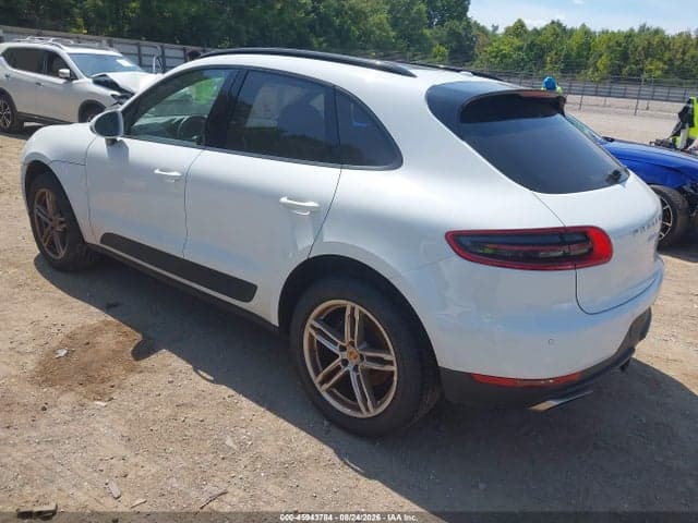 2018 PORSCHE MACAN 3