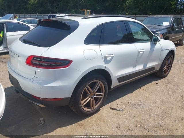 2018 PORSCHE MACAN 4
