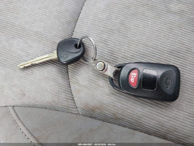 2017 HYUNDAI ELANTRA SE 11
