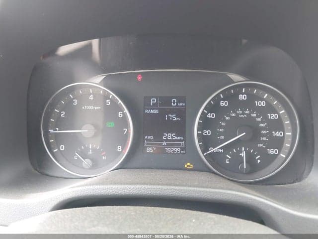2017 HYUNDAI ELANTRA SE 7