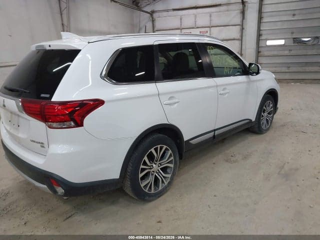 2017 MITSUBISHI OUTLANDER SE/SEL 4